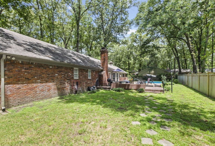 2250 LOCHLEVIN DR, Memphis, Tennessee 38119, 4 Bedroom Bedrooms, 8 Room Rooms,3 BathroomBathrooms,Residential,For Sale,LOCHLEVIN,0,10223281