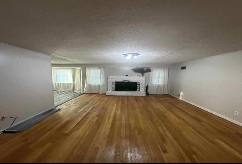 5128 JESSIE LEE LN, Memphis, Tennessee 38118, 3 Bedroom Bedrooms, 6 Room Rooms,2 BathroomBathrooms,Residential,For Sale,JESSIE LEE,0,10223291