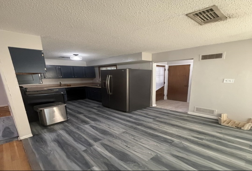 5128 JESSIE LEE LN, Memphis, Tennessee 38118, 3 Bedroom Bedrooms, 6 Room Rooms,2 BathroomBathrooms,Residential,For Sale,JESSIE LEE,0,10223291