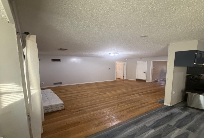 5128 JESSIE LEE LN, Memphis, Tennessee 38118, 3 Bedroom Bedrooms, 6 Room Rooms,2 BathroomBathrooms,Residential,For Sale,JESSIE LEE,0,10223291