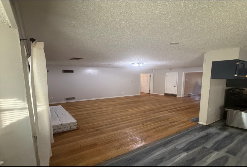 5128 JESSIE LEE LN, Memphis, Tennessee 38118, 3 Bedroom Bedrooms, 6 Room Rooms,2 BathroomBathrooms,Residential,For Sale,JESSIE LEE,0,10223291