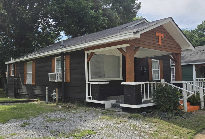 1633 ORR ST, Memphis, Tennessee 38108, 2 Bedrooms Bedrooms, 5 Rooms Rooms,1 BathroomBathrooms,Residential,For Sale,ORR,10223302