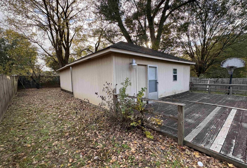 417 CHARTER AVE, Memphis, Tennessee 38109, 2 Bedrooms Bedrooms, 6 Rooms Rooms,2 BathroomsBathrooms,Residential,For Sale,CHARTER,10223325