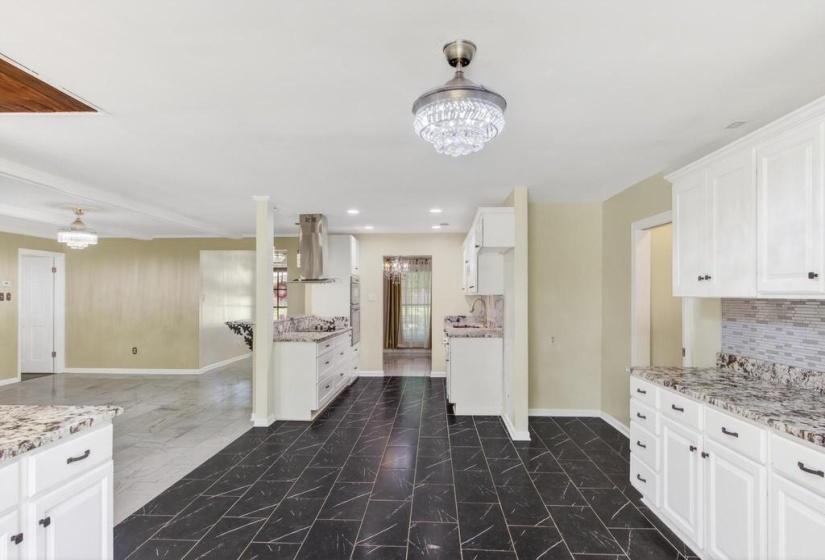 1453 ASHSTONE DR, Germantown, Tennessee 38138, 4 Bedroom Bedrooms, 8 Room Rooms,2.1 BathroomBathrooms,Residential,For Sale,ASHSTONE,0,10223327