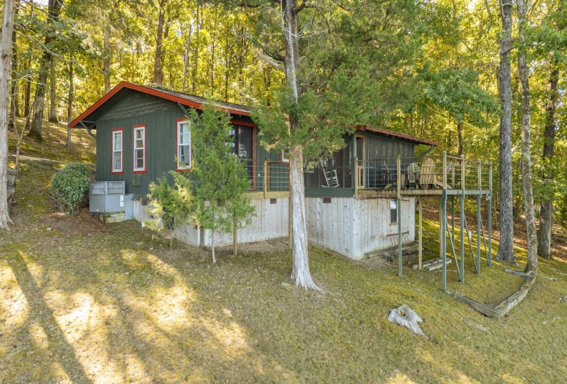 330 MAMIE WAY, Counce, Tennessee 38326, 1 Bedroom Bedrooms, 4 Rooms Rooms,1.1 BathroomsBathrooms,Residential,For Sale,MAMIE,10208031