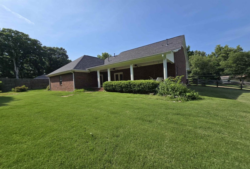 249 ROBIN ST, Munford, Tennessee 38058, 3 Bedrooms Bedrooms, 11 Rooms Rooms,3 BathroomsBathrooms,Residential,For Sale,ROBIN,10223313
