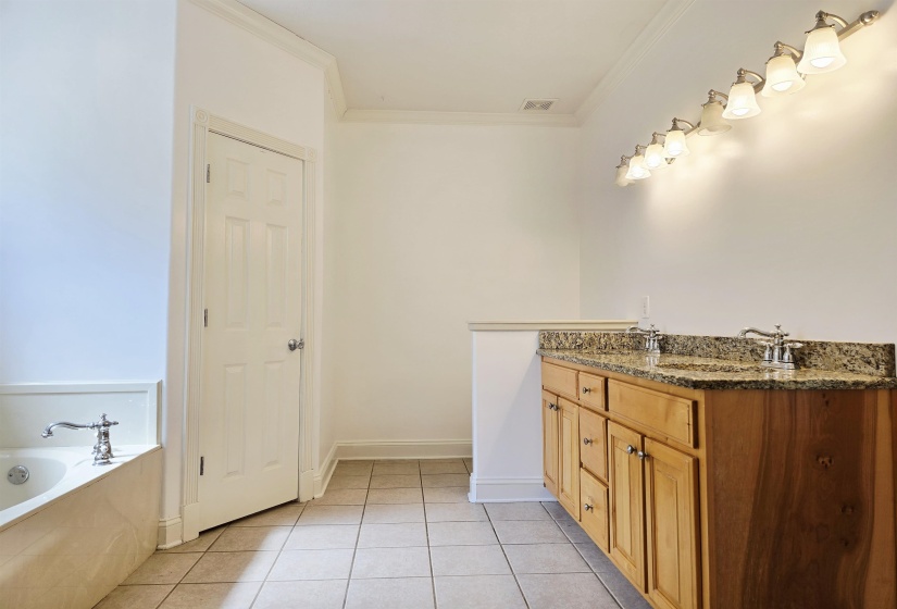 249 ROBIN ST, Munford, Tennessee 38058, 3 Bedrooms Bedrooms, 11 Rooms Rooms,3 BathroomsBathrooms,Residential,For Sale,ROBIN,10223313