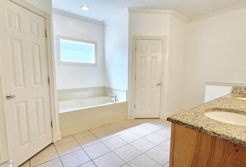 249 ROBIN ST, Munford, Tennessee 38058, 3 Bedrooms Bedrooms, 11 Rooms Rooms,3 BathroomsBathrooms,Residential,For Sale,ROBIN,10223313
