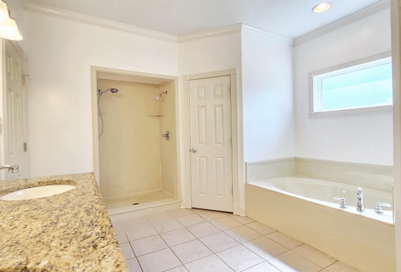 249 ROBIN ST, Munford, Tennessee 38058, 3 Bedrooms Bedrooms, 11 Rooms Rooms,3 BathroomsBathrooms,Residential,For Sale,ROBIN,10223313