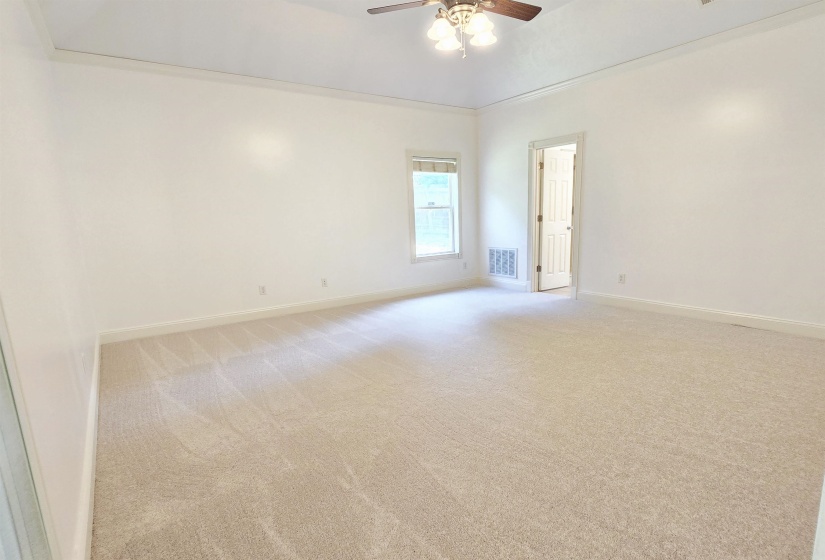249 ROBIN ST, Munford, Tennessee 38058, 3 Bedrooms Bedrooms, 11 Rooms Rooms,3 BathroomsBathrooms,Residential,For Sale,ROBIN,10223313
