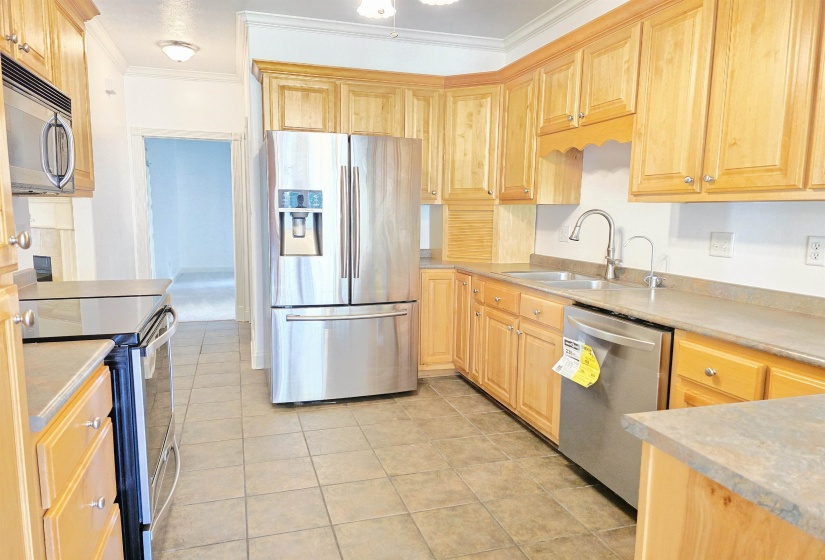 249 ROBIN ST, Munford, Tennessee 38058, 3 Bedrooms Bedrooms, 11 Rooms Rooms,3 BathroomsBathrooms,Residential,For Sale,ROBIN,10223313