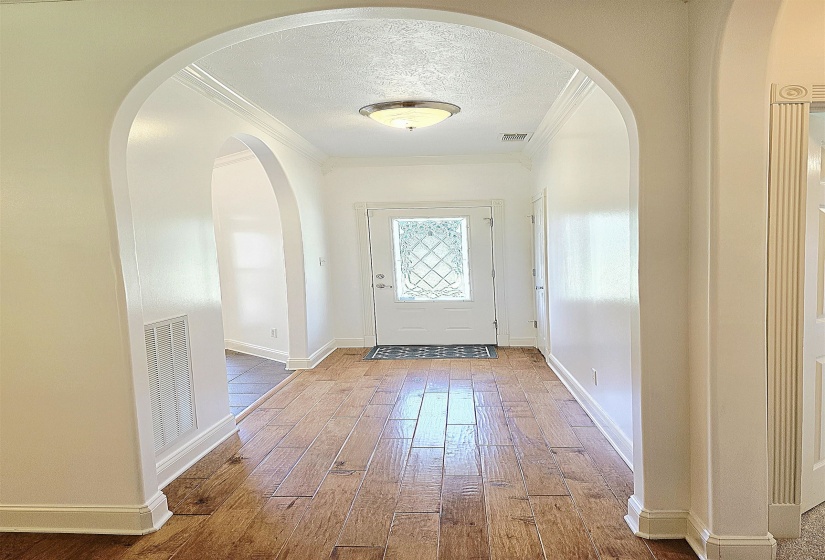 249 ROBIN ST, Munford, Tennessee 38058, 3 Bedrooms Bedrooms, 11 Rooms Rooms,3 BathroomsBathrooms,Residential,For Sale,ROBIN,10223313