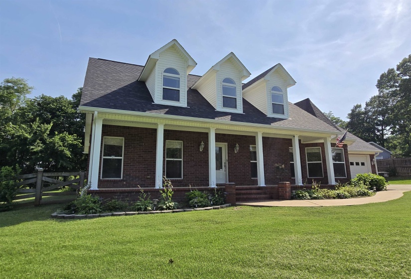 249 ROBIN ST, Munford, Tennessee 38058, 3 Bedrooms Bedrooms, 11 Rooms Rooms,3 BathroomsBathrooms,Residential,For Sale,ROBIN,10223313
