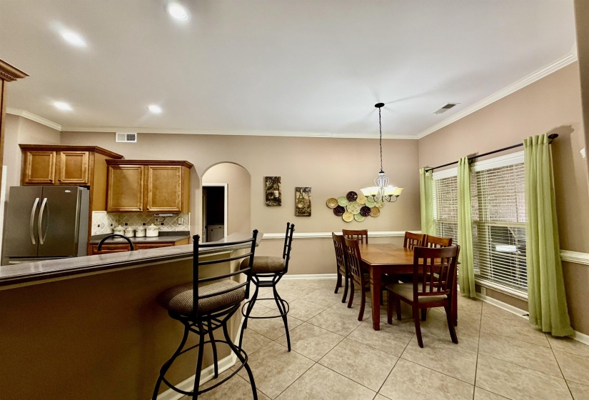 65 BURTON PLACE DR, Oakland, Tennessee 38060, 4 Bedroom Bedrooms, 9 Room Rooms,3 BathroomBathrooms,Residential,For Sale,BURTON PLACE,0,10223316