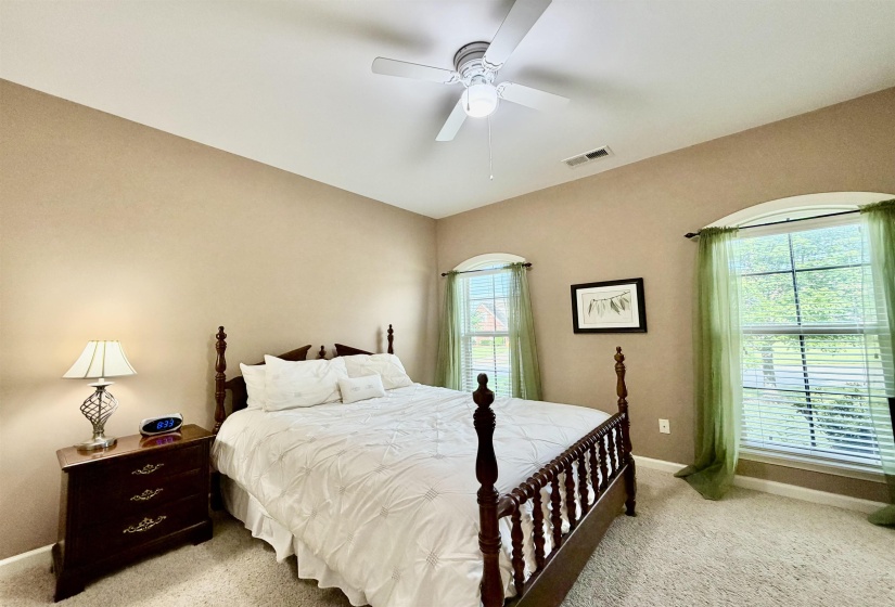 65 BURTON PLACE DR, Oakland, Tennessee 38060, 4 Bedroom Bedrooms, 9 Room Rooms,3 BathroomBathrooms,Residential,For Sale,BURTON PLACE,0,10223316