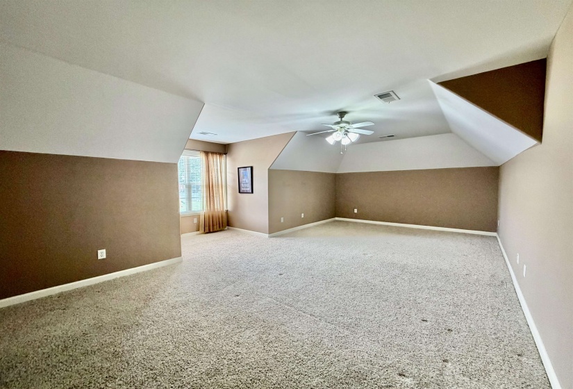 65 BURTON PLACE DR, Oakland, Tennessee 38060, 4 Bedroom Bedrooms, 9 Room Rooms,3 BathroomBathrooms,Residential,For Sale,BURTON PLACE,0,10223316