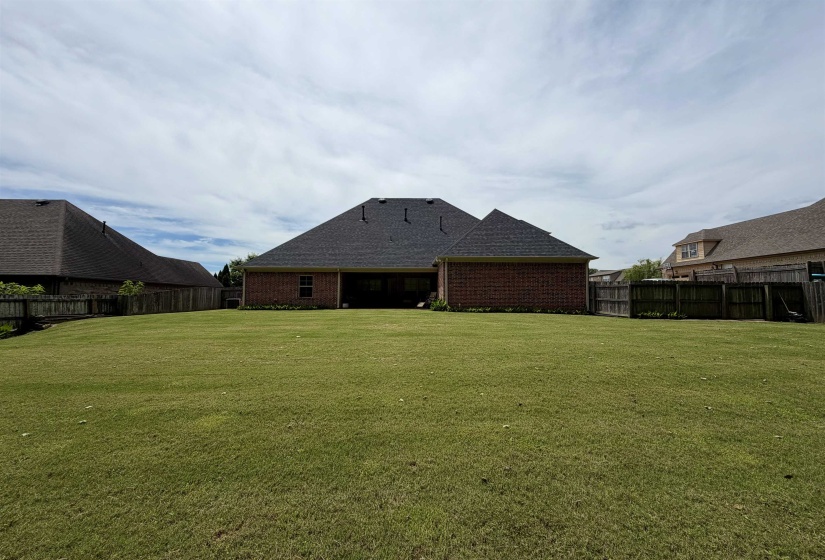 65 BURTON PLACE DR, Oakland, Tennessee 38060, 4 Bedroom Bedrooms, 9 Room Rooms,3 BathroomBathrooms,Residential,For Sale,BURTON PLACE,0,10223316