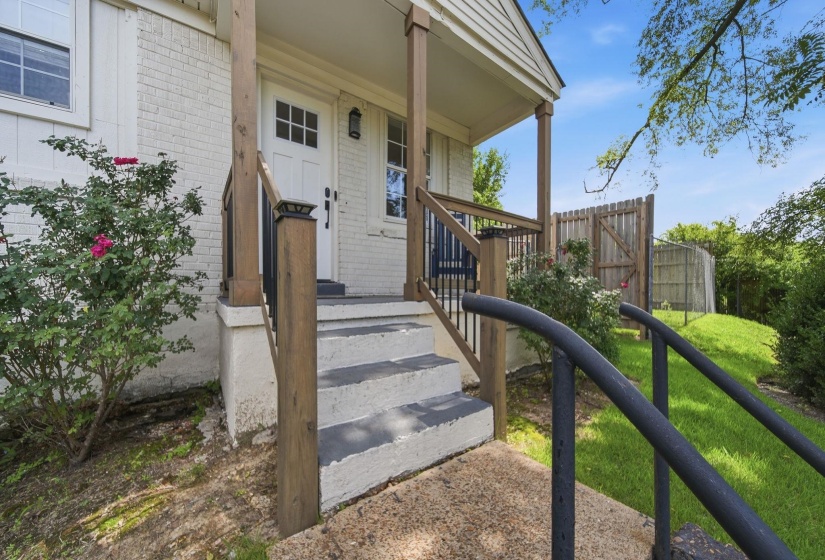 226 GREENLAW AVE, Memphis, Tennessee 38105, 2 Bedroom Bedrooms, 4 Room Rooms,1 BathroomBathrooms,Residential,For Sale,GREENLAW,0,10223319