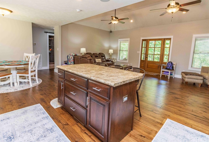 393 FALCON NEW BETHEL RD, Selmer, Tennessee 38375, 4 Bedrooms Bedrooms, 9 Rooms Rooms,2.1 BathroomsBathrooms,Residential,For Sale,FALCON NEW BETHEL,10223335