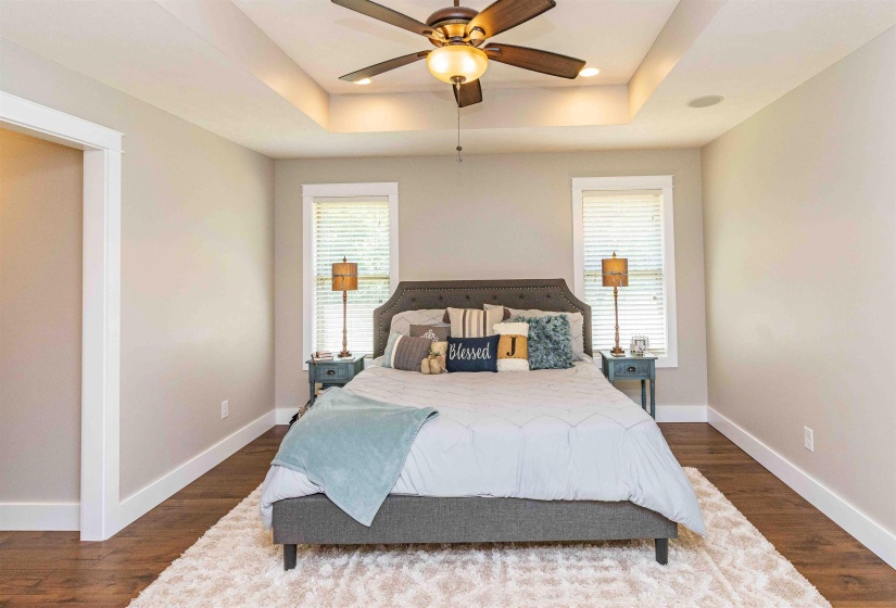 393 FALCON NEW BETHEL RD, Selmer, Tennessee 38375, 4 Bedrooms Bedrooms, 9 Rooms Rooms,2.1 BathroomsBathrooms,Residential,For Sale,FALCON NEW BETHEL,10223335
