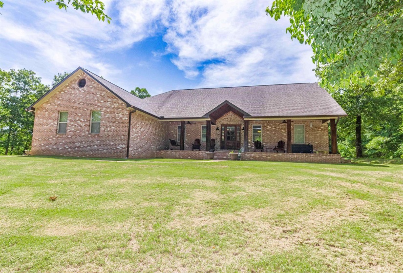 393 FALCON NEW BETHEL RD, Selmer, Tennessee 38375, 4 Bedrooms Bedrooms, 9 Rooms Rooms,2.1 BathroomsBathrooms,Residential,For Sale,FALCON NEW BETHEL,10223335