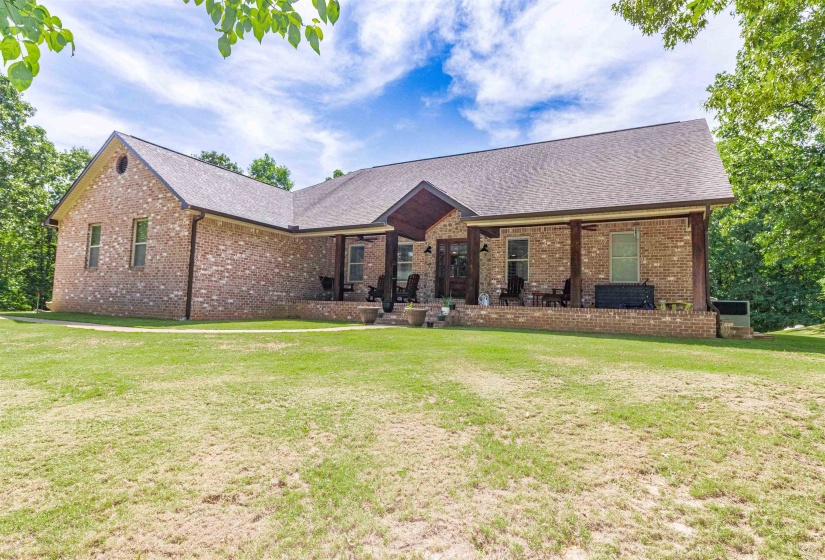 393 FALCON NEW BETHEL RD, Selmer, Tennessee 38375, 4 Bedrooms Bedrooms, 9 Rooms Rooms,2.1 BathroomsBathrooms,Residential,For Sale,FALCON NEW BETHEL,10223335