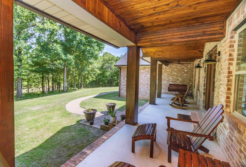 393 FALCON NEW BETHEL RD, Selmer, Tennessee 38375, 4 Bedrooms Bedrooms, 9 Rooms Rooms,2.1 BathroomsBathrooms,Residential,For Sale,FALCON NEW BETHEL,10223335