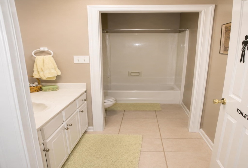 3654 WYNWOOD CV, Collierville, Tennessee 38017, 4 Bedroom Bedrooms, 9 Room Rooms,3.1 BathroomBathrooms,Residential,For Sale,WYNWOOD,0,10222363