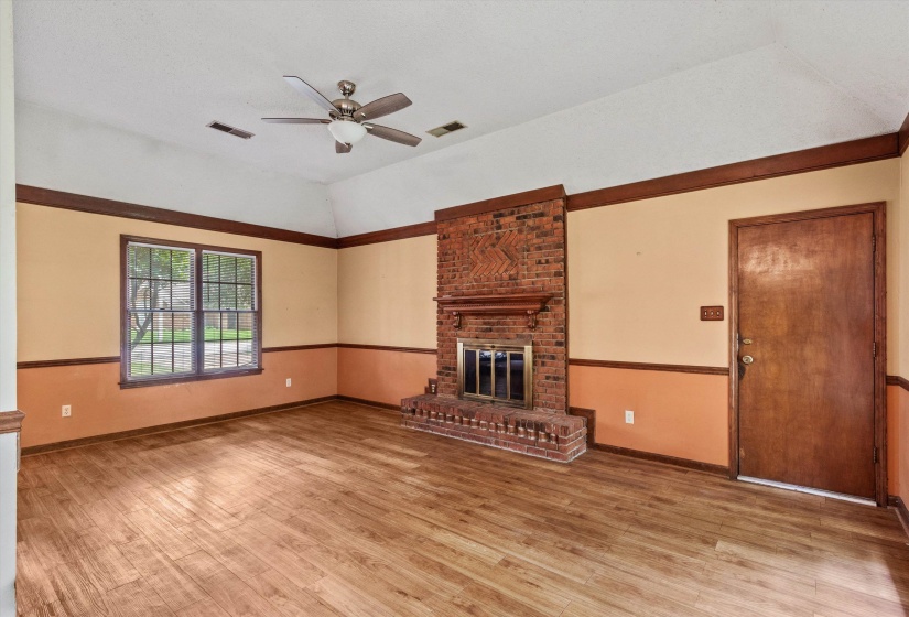 7009 ROCKY CREEK DR, Memphis, Tennessee 38125, 3 Bedrooms Bedrooms, 6 Rooms Rooms,2 BathroomsBathrooms,Residential,For Sale,ROCKY CREEK,10223349