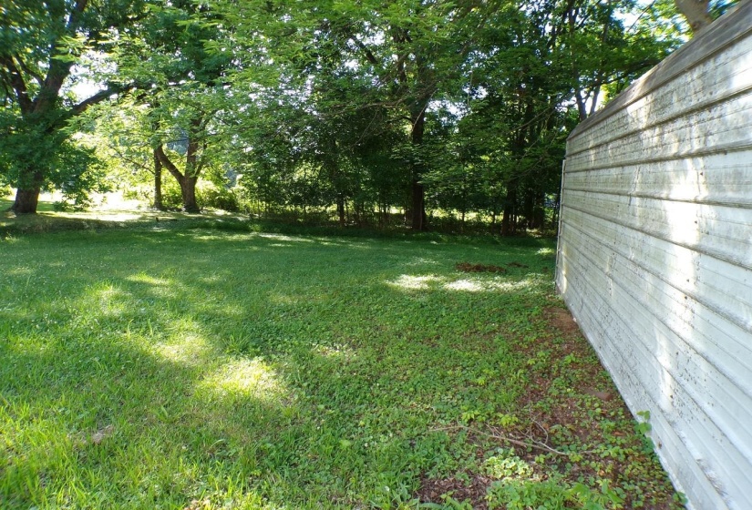 227 5TH ST, Selmer, Tennessee 38375, 2 Bedroom Bedrooms, 6 Room Rooms,1 BathroomBathrooms,Residential,For Sale,5TH,0,10223350