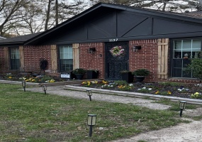 1137 GREENVIEW RD, Collierville, Tennessee 38017, 3 Bedrooms Bedrooms, 7 Rooms Rooms,1.1 BathroomsBathrooms,Residential,For Sale,GREENVIEW,10223354 1137 GREENVIEW RD, Collierville, Tennessee 38017, 3 Bedrooms Bedrooms, 7 Rooms Rooms,1.1 BathroomsBathrooms,Residential,For Sale,GREENVIEW,10223354