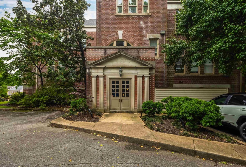 519 EDGEWOOD ST, Memphis, Tennessee 38104, 1 Bedroom Bedrooms, 3 Rooms Rooms,1 BathroomBathrooms,Residential,For Sale,EDGEWOOD,10223356