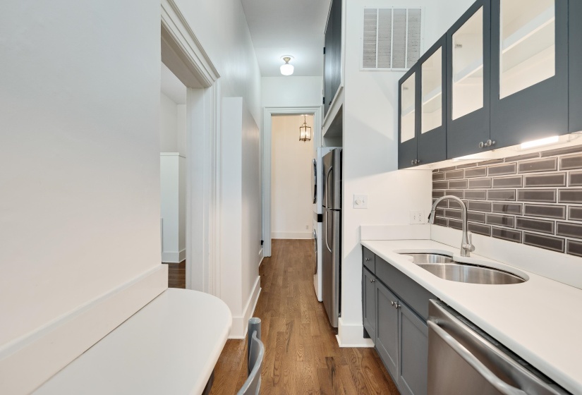 519 EDGEWOOD ST, Memphis, Tennessee 38104, 1 Bedroom Bedrooms, 3 Rooms Rooms,1 BathroomBathrooms,Residential,For Sale,EDGEWOOD,10223356