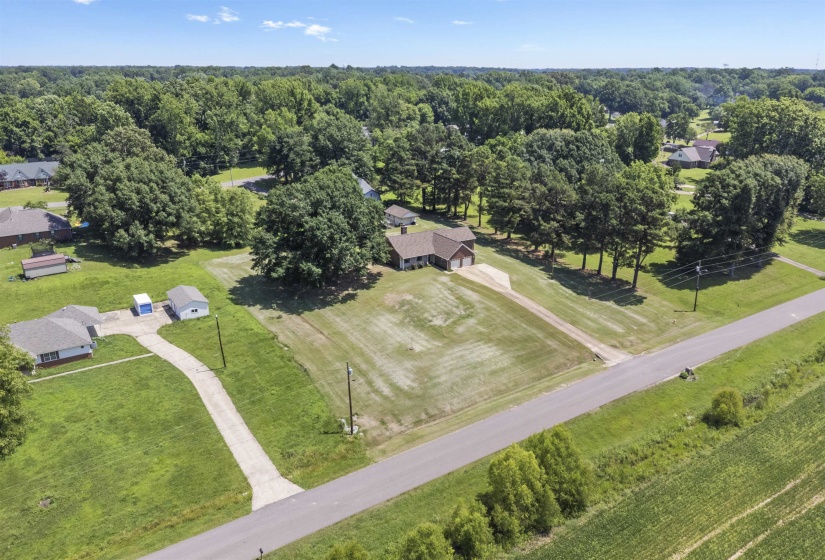 597 WEST DR, Munford, Tennessee 38058, 4 Bedrooms Bedrooms, 7 Rooms Rooms,3 BathroomsBathrooms,Residential,For Sale,WEST,10223359