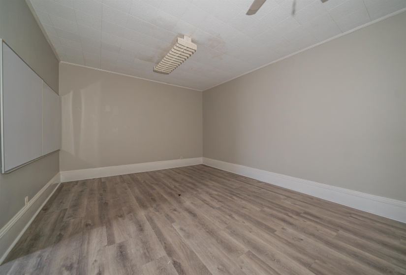 149 COURT AVE, Selmer, Tennessee 38375-2183, ,Commercial/industrial,For Sale,COURT,10223364