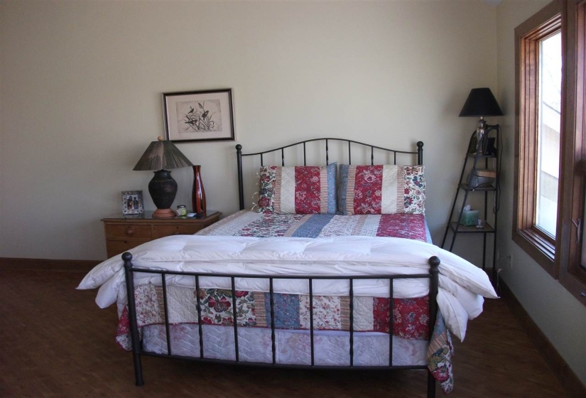 200 EAGLE VIEW LN, Cherokee, Alabama 35616, 4 Bedrooms Bedrooms, 15 Rooms Rooms,4.1 BathroomsBathrooms,Residential,For Sale,EAGLE VIEW,10223361