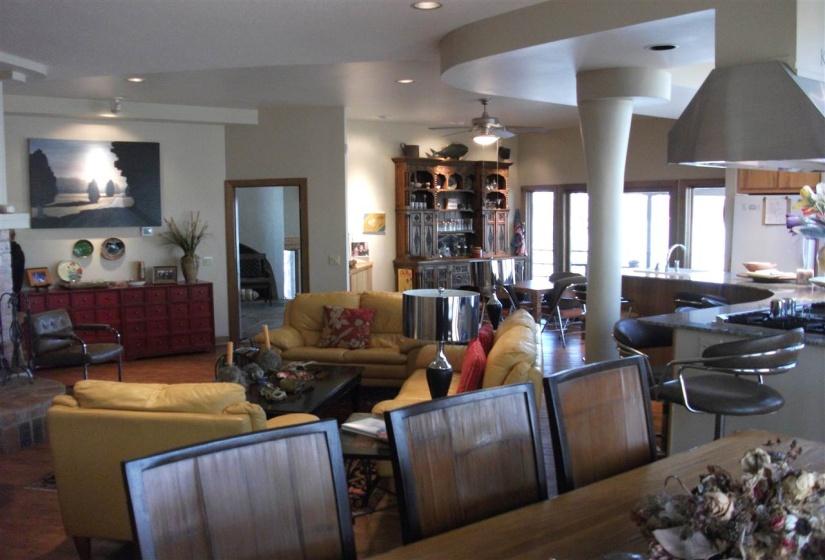 200 EAGLE VIEW LN, Cherokee, Alabama 35616, 4 Bedrooms Bedrooms, 15 Rooms Rooms,4.1 BathroomsBathrooms,Residential,For Sale,EAGLE VIEW,10223361