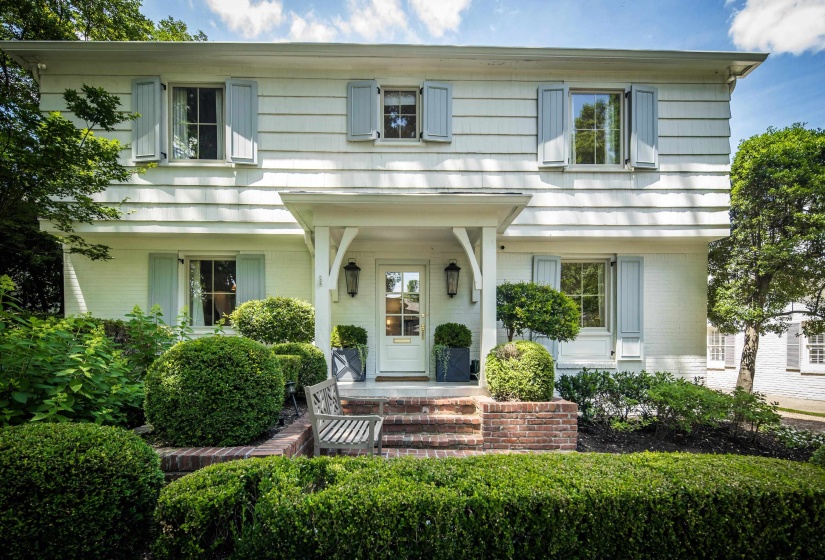 2938 GARDEN LN, Memphis, Tennessee 38111, 4 Bedrooms Bedrooms, 9 Rooms Rooms,3.1 BathroomsBathrooms,Residential,For Sale,GARDEN,10223365