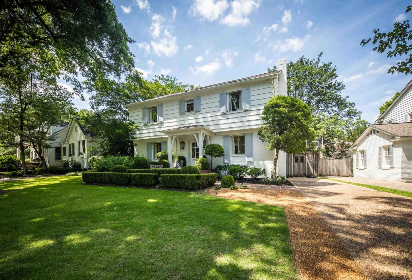 2938 GARDEN LN, Memphis, Tennessee 38111, 4 Bedrooms Bedrooms, 9 Rooms Rooms,3.1 BathroomsBathrooms,Residential,For Sale,GARDEN,10223365