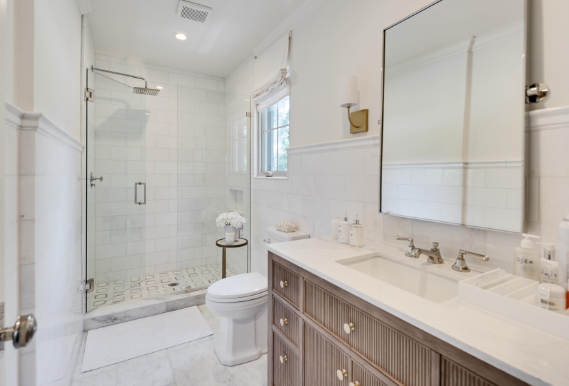 2938 GARDEN LN, Memphis, Tennessee 38111, 4 Bedrooms Bedrooms, 9 Rooms Rooms,3.1 BathroomsBathrooms,Residential,For Sale,GARDEN,10223365