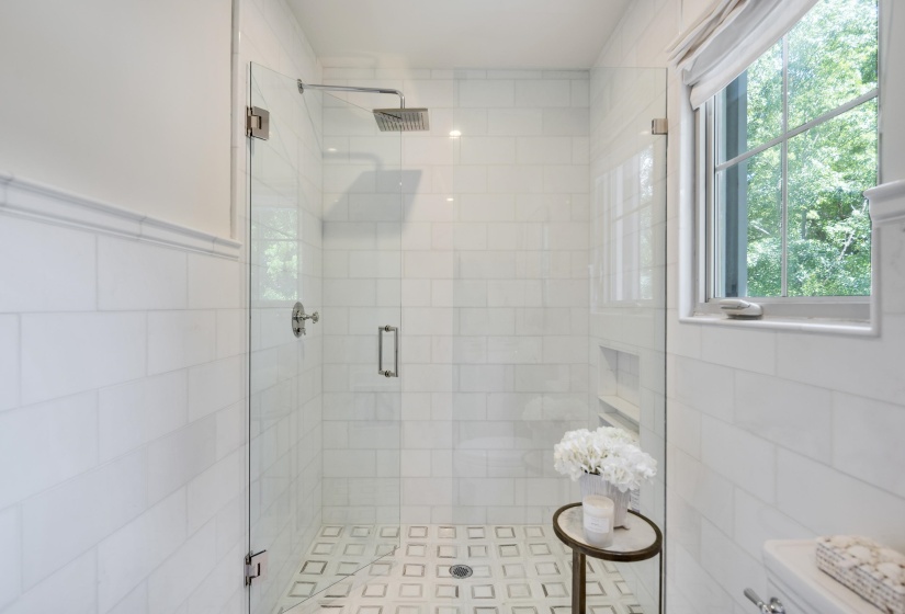 2938 GARDEN LN, Memphis, Tennessee 38111, 4 Bedrooms Bedrooms, 9 Rooms Rooms,3.1 BathroomsBathrooms,Residential,For Sale,GARDEN,10223365