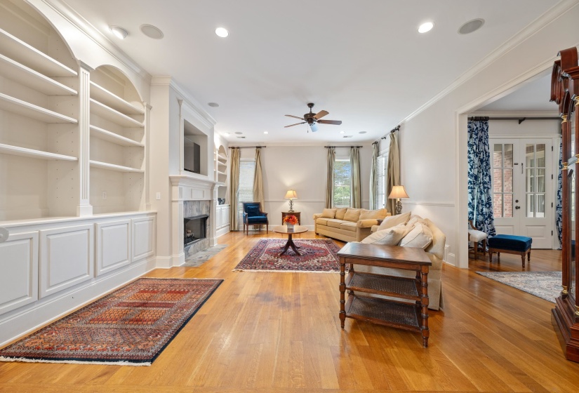 1634 LAUREL KNOLL CIR, Germantown, Tennessee 38139, 4 Bedrooms Bedrooms, 9 Rooms Rooms,3.1 BathroomsBathrooms,Residential,For Sale,LAUREL KNOLL,10223369