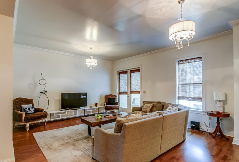 591 LEXINGTON CLUB CT, Memphis, Tennessee 38117, 2 Bedrooms Bedrooms, 5 Rooms Rooms,2 BathroomsBathrooms,Residential,For Sale,LEXINGTON CLUB,10223370