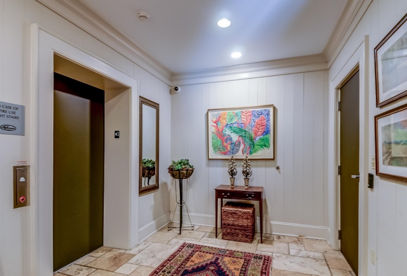 591 LEXINGTON CLUB CT, Memphis, Tennessee 38117, 2 Bedrooms Bedrooms, 5 Rooms Rooms,2 BathroomsBathrooms,Residential,For Sale,LEXINGTON CLUB,10223370