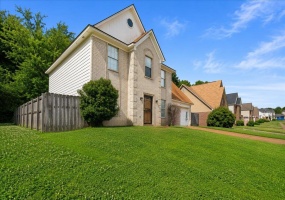 4478 CEDAR RIDGE LN, Memphis, Tennessee 38128, 3 Bedrooms Bedrooms, 6 Rooms Rooms,2.1 BathroomsBathrooms,Residential,For Sale,CEDAR RIDGE,10223372 4478 CEDAR RIDGE LN, Memphis, Tennessee 38128, 3 Bedrooms Bedrooms, 6 Rooms Rooms,2.1 BathroomsBathrooms,Residential,For Sale,CEDAR RIDGE,10223372