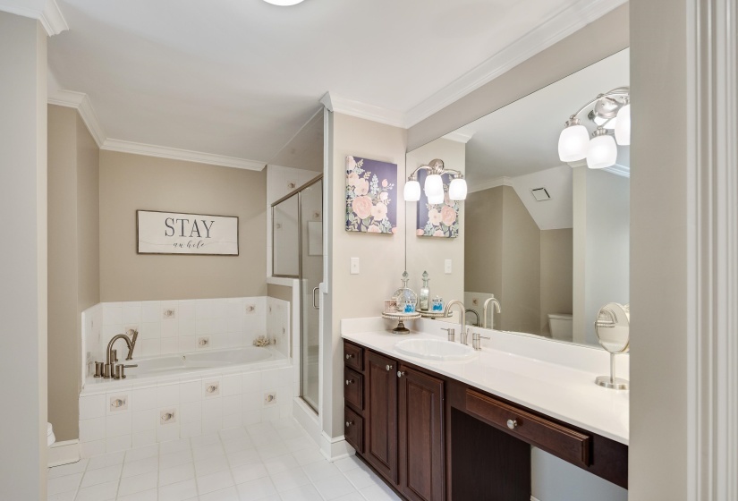 7590 CHAPEL CREEK PKY, Memphis, Tennessee 38016, 3 Bedrooms Bedrooms, 11 Rooms Rooms,4.1 BathroomsBathrooms,Residential,For Sale,CHAPEL CREEK,10223373