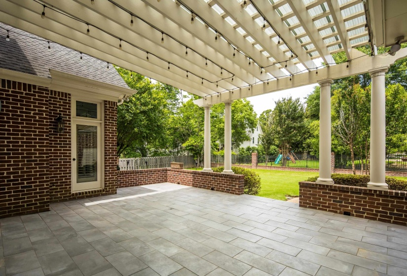 7590 CHAPEL CREEK PKY, Memphis, Tennessee 38016, 3 Bedrooms Bedrooms, 11 Rooms Rooms,4.1 BathroomsBathrooms,Residential,For Sale,CHAPEL CREEK,10223373