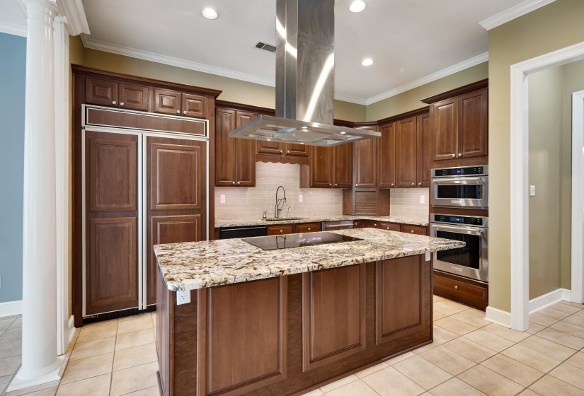 7590 CHAPEL CREEK PKY, Memphis, Tennessee 38016, 3 Bedrooms Bedrooms, 11 Rooms Rooms,4.1 BathroomsBathrooms,Residential,For Sale,CHAPEL CREEK,10223373