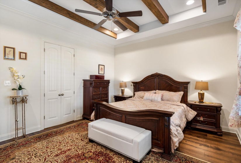 202 CHADWICK WOODS LN, Collierville, Tennessee 38017, 4 Bedrooms Bedrooms, 9 Rooms Rooms,3 BathroomsBathrooms,Residential,For Sale,CHADWICK WOODS,10223376