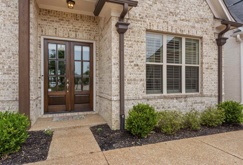 202 CHADWICK WOODS LN, Collierville, Tennessee 38017, 4 Bedrooms Bedrooms, 9 Rooms Rooms,3 BathroomsBathrooms,Residential,For Sale,CHADWICK WOODS,10223376
